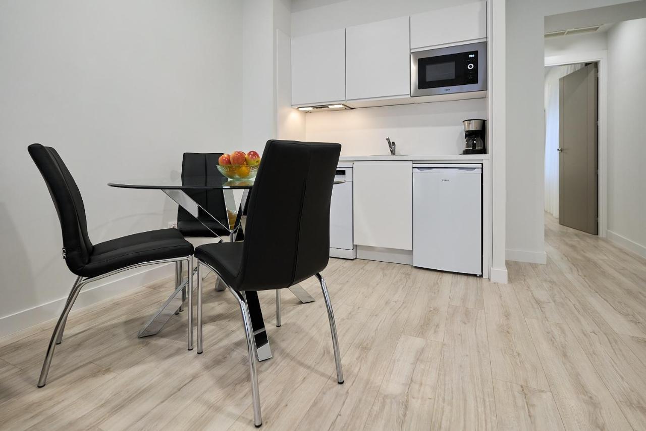 סלאמנקה Ines Luna Suites מראה חיצוני תמונה