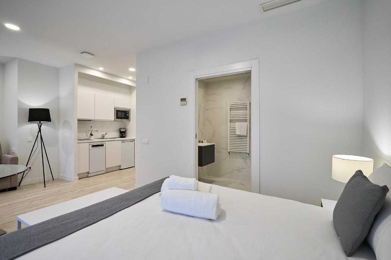 סלאמנקה Ines Luna Suites מראה חיצוני תמונה