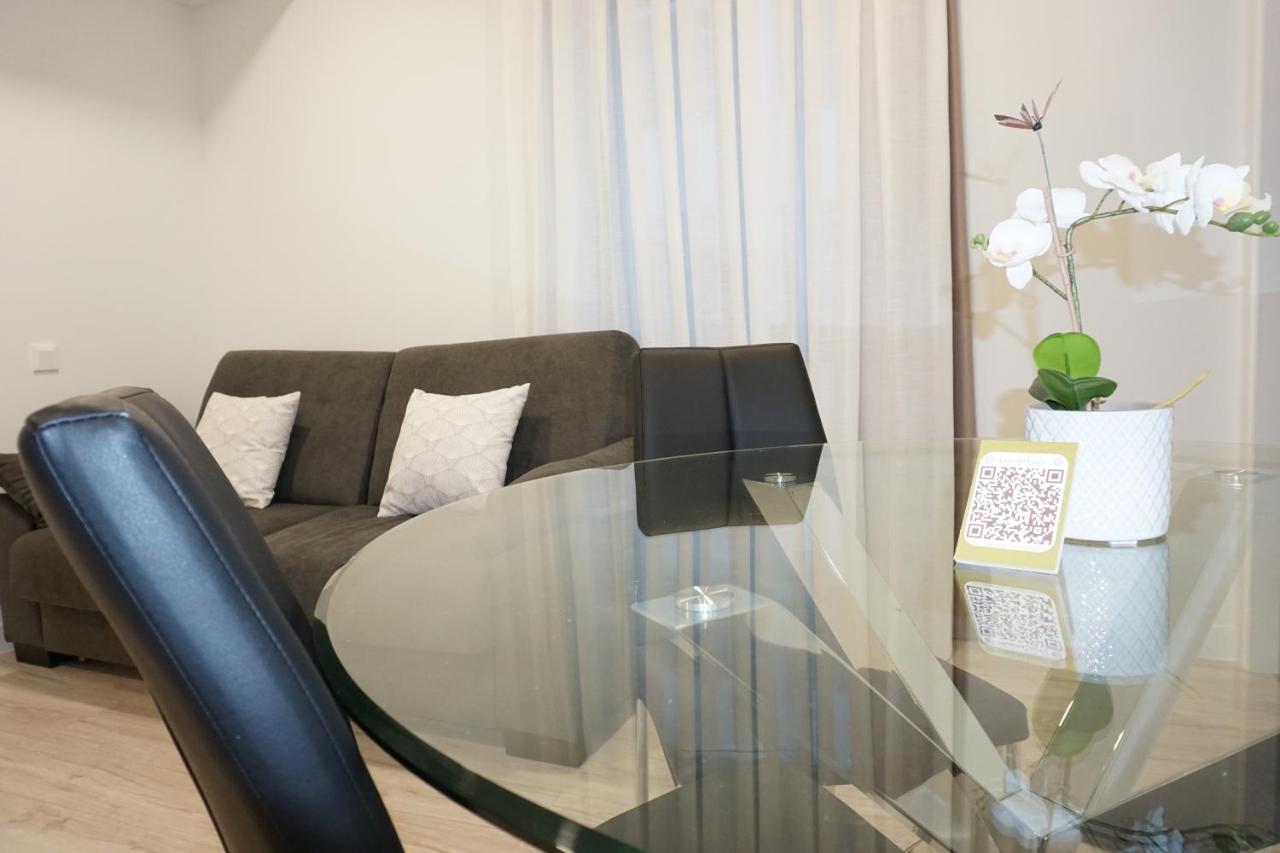 סלאמנקה Ines Luna Suites מראה חיצוני תמונה